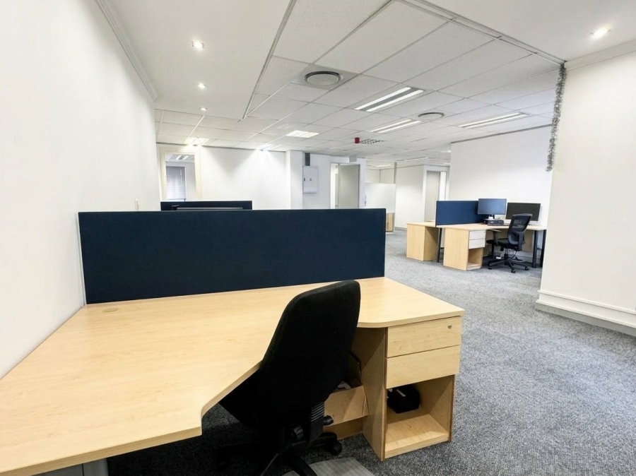 To Let Commercial Property for Rent in Mowbray Western Cape